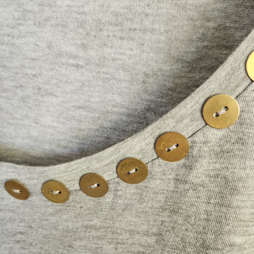 Norma Kamali gray organic cotton scoop neck tee t-shirt button embellishment XL - Picture 6 of 13